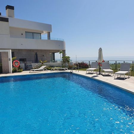 Luxury Beachfront Apartment With Pool, Sauna, Fitness And Gym In Province Malaga, Andalusia Mijas Esterno foto