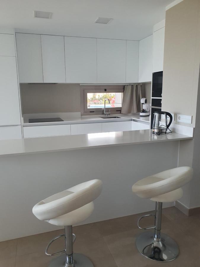 Luxury Beachfront Apartment With Pool, Sauna, Fitness And Gym In Province Malaga, Andalusia Mijas Esterno foto