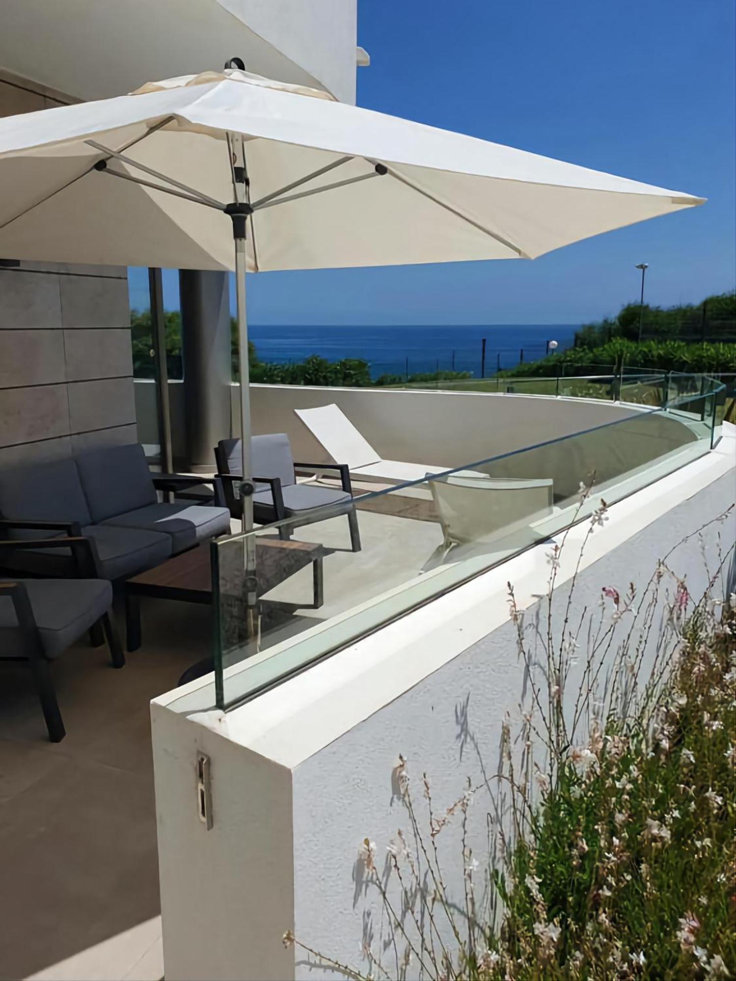 Luxury Beachfront Apartment With Pool, Sauna, Fitness And Gym In Province Malaga, Andalusia Mijas Esterno foto