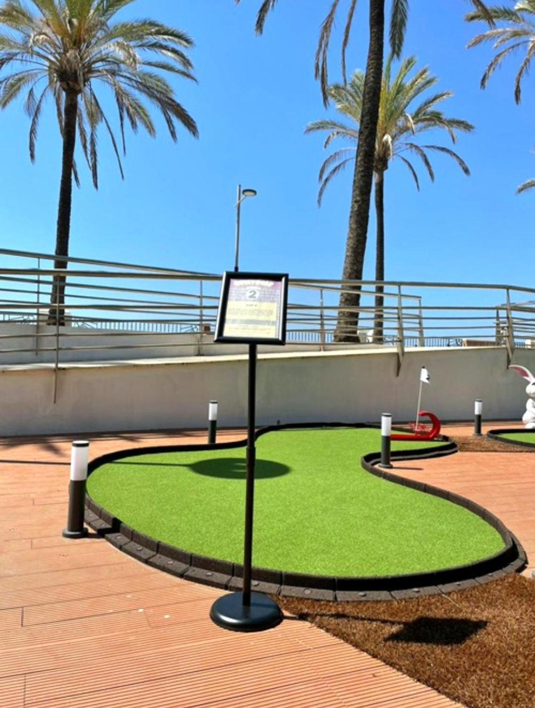 Luxury Beachfront Apartment With Pool, Sauna, Fitness And Gym In Province Malaga, Andalusia Mijas Esterno foto
